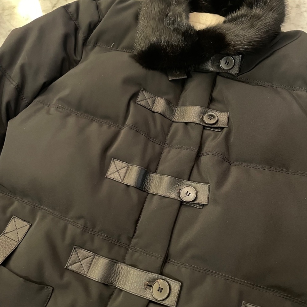 Valentino insulated jacket with fur collar - Size 2 - Picture 5 of 14